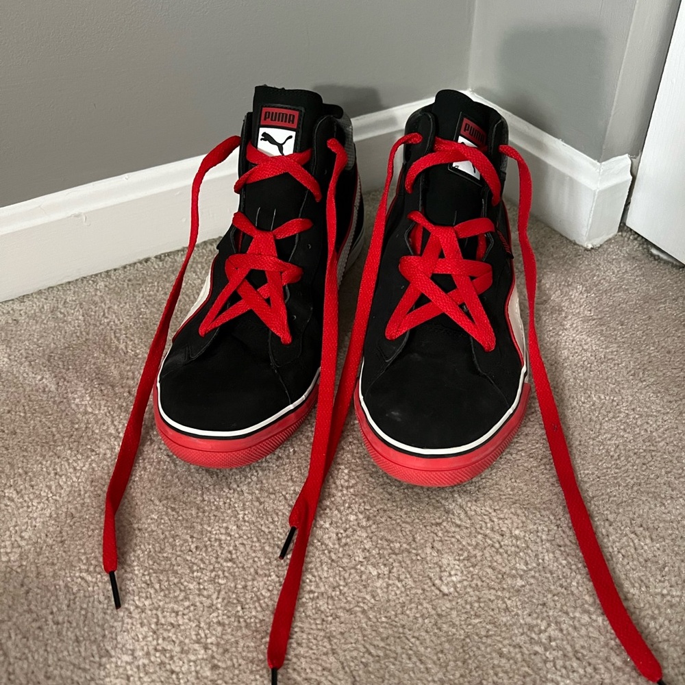 Puma basketball sneakers, mid Vulcan